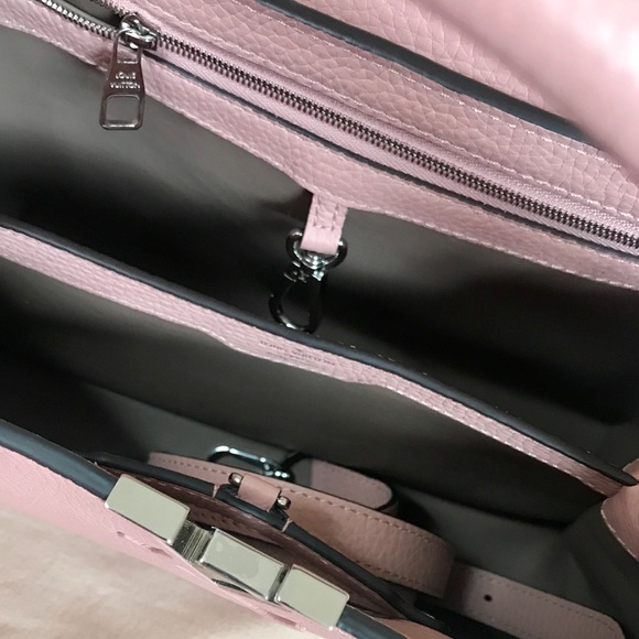 LV Capucines PM Magnolia - Picture 2 of 2